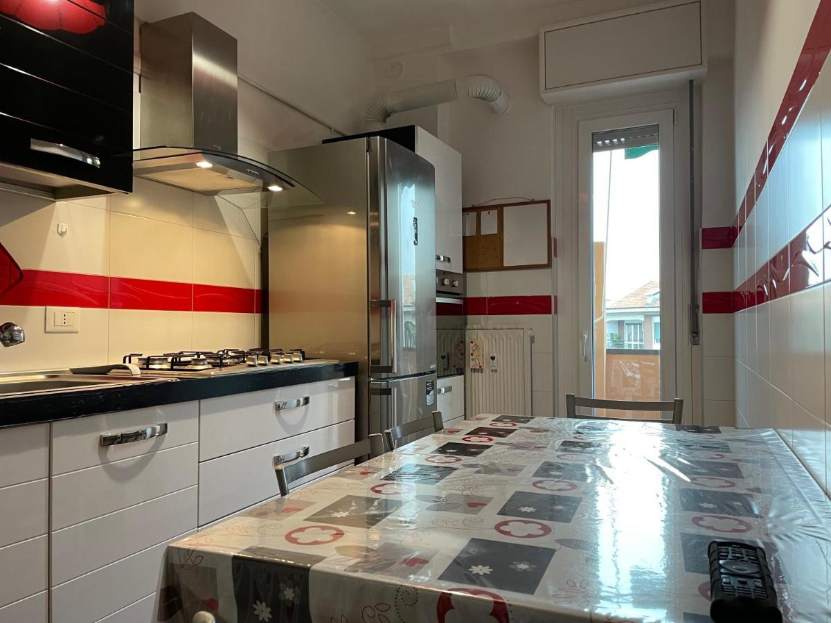 Adriano Metro & Comfort Suites - Affitti Brevi Italia Milano Eksteriør billede